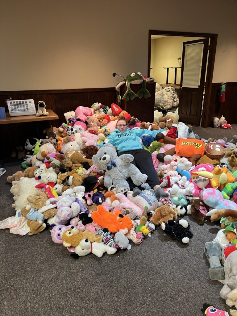 Hershey Entertainment teddy bear toss
